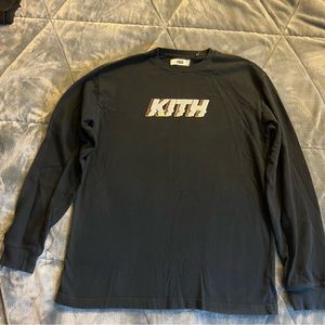 Kith long sleeve tee size medium